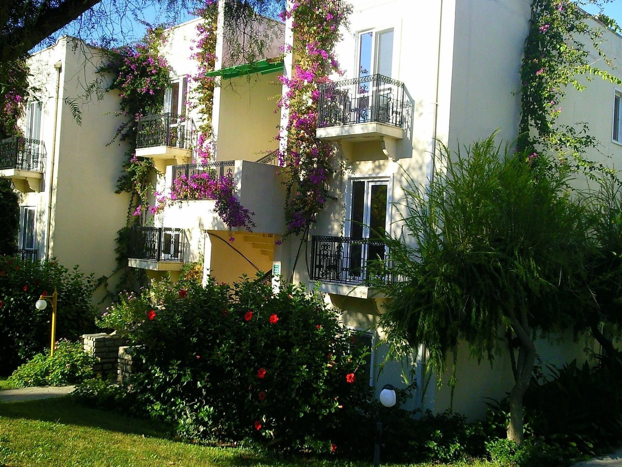 Club Flipper Bodrum Yalıkavak Exterior foto